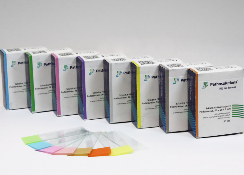 szkiełka podstawowe Pathosolutions z kolorowym polem do opisu: niebieskie, zielone, białe, żółte, różowe, fioletowe, beżowe